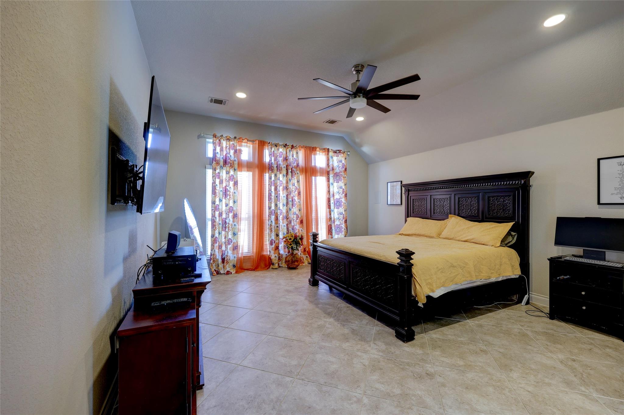 204 Durata Dr, San Marcos, TX 78666