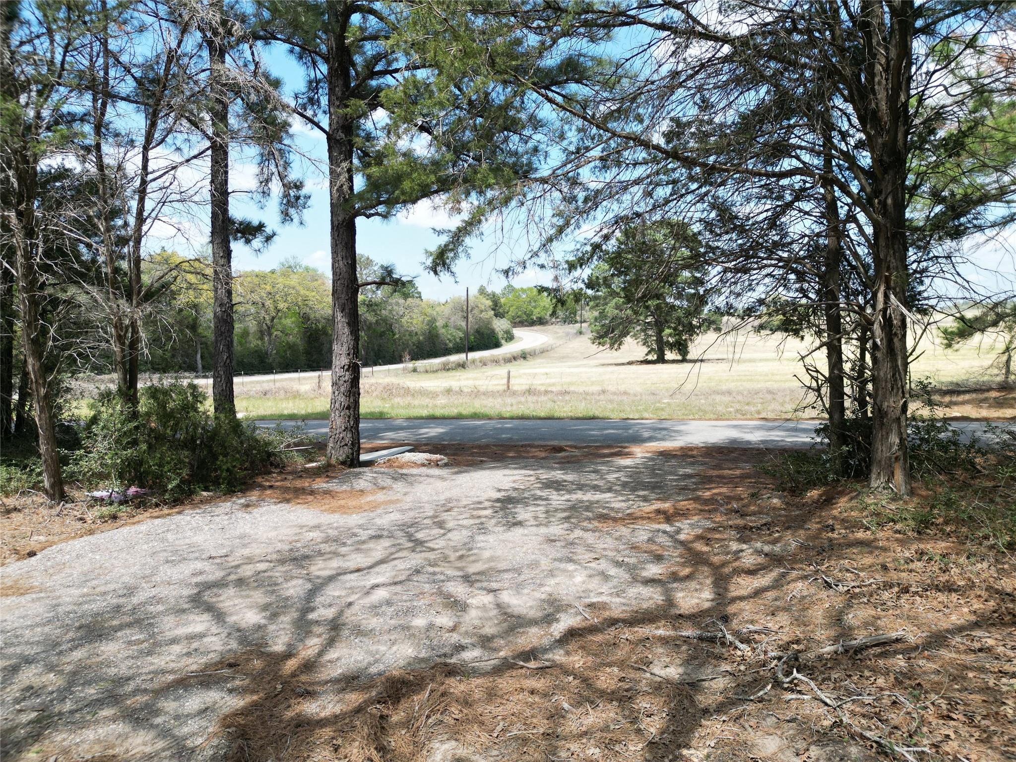 801 Marlin St, McDade, TX 78650