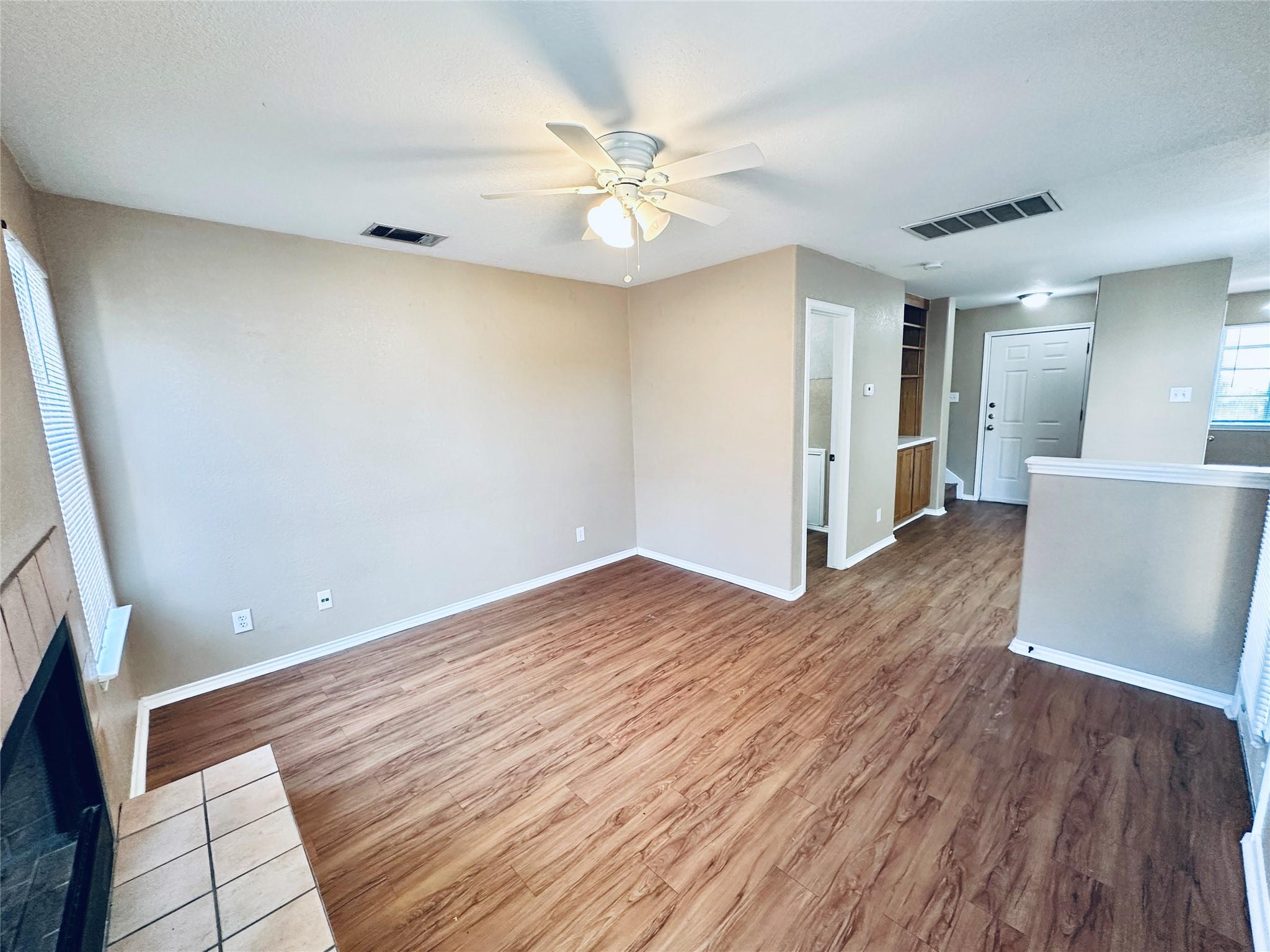 8814 Schick Rd # B, Austin, TX 78729