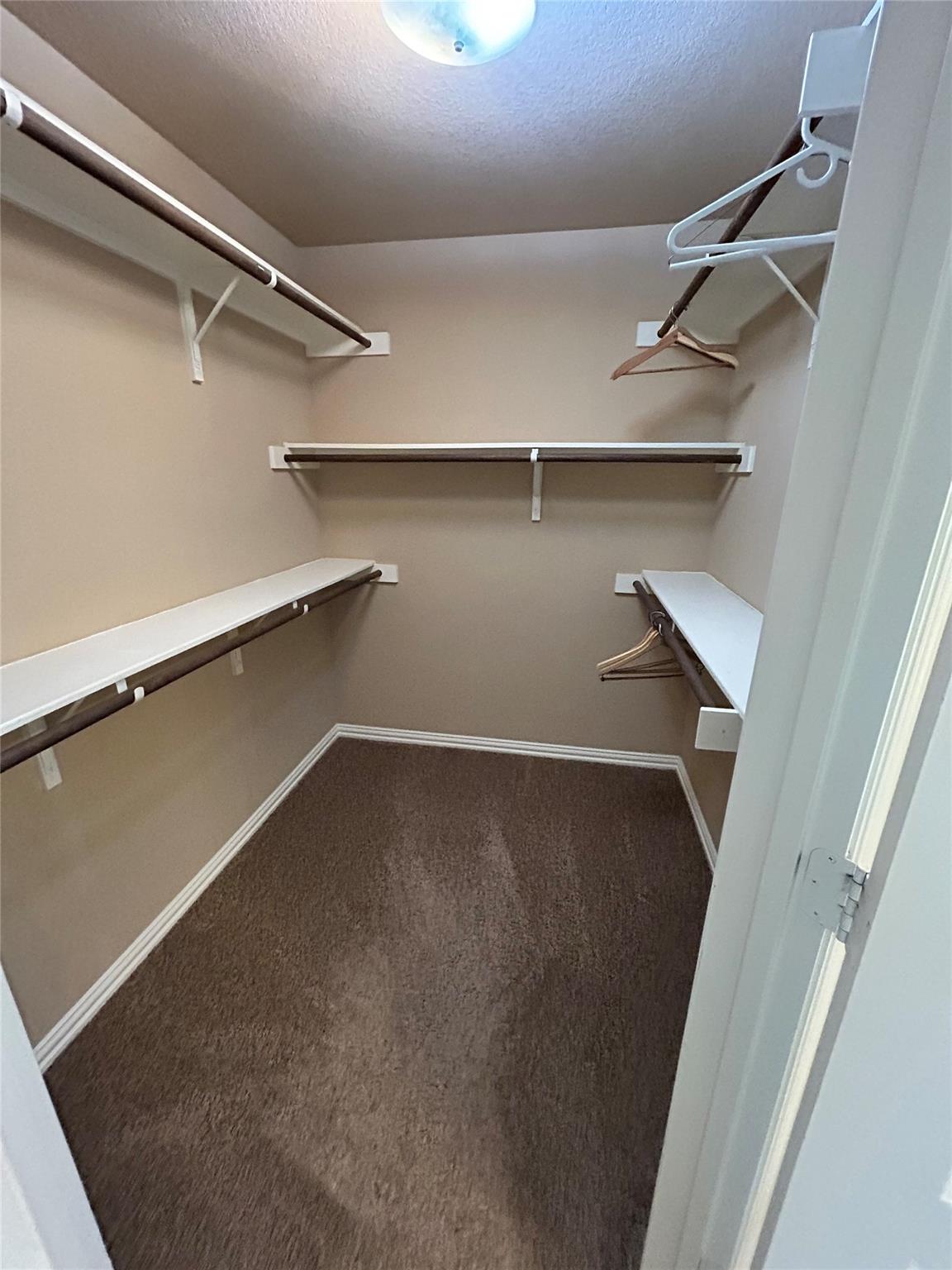 705 Harwood Dr, San Marcos, TX 78666