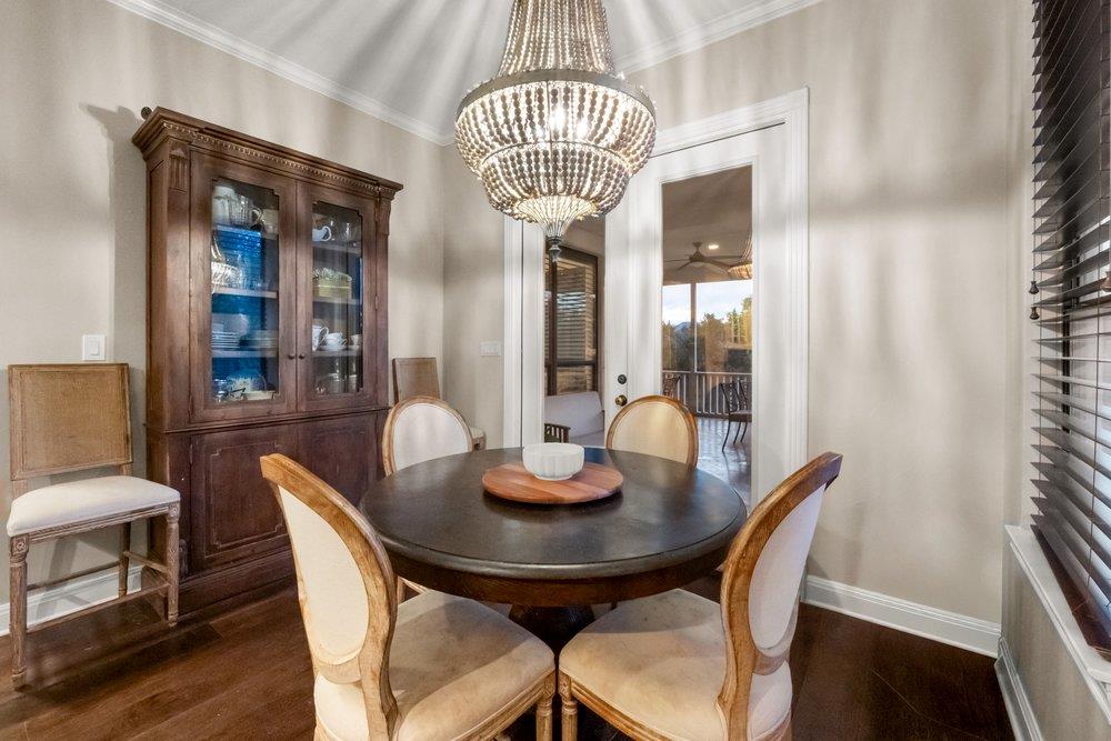 109 Burgess Ln, Austin, TX 78738