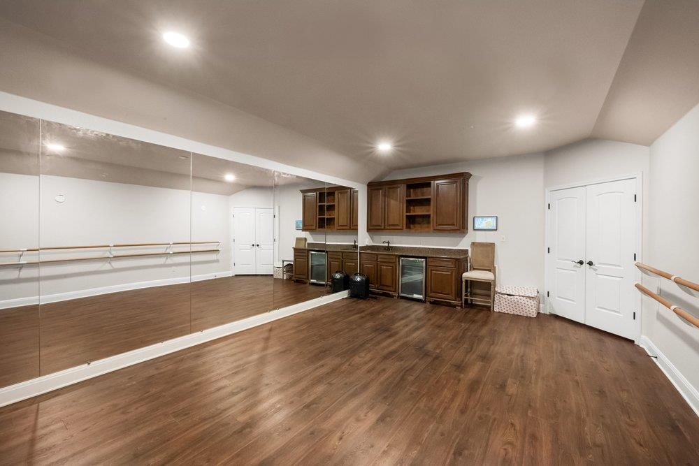 109 Burgess Ln, Austin, TX 78738