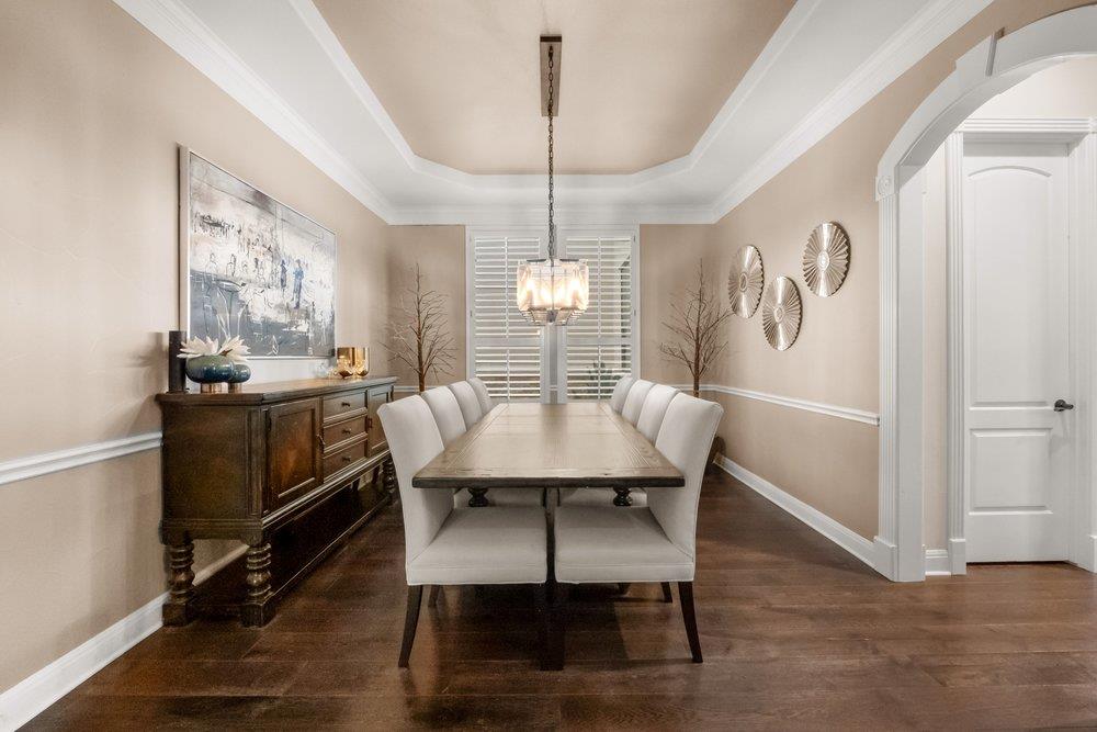 109 Burgess Ln, Austin, TX 78738