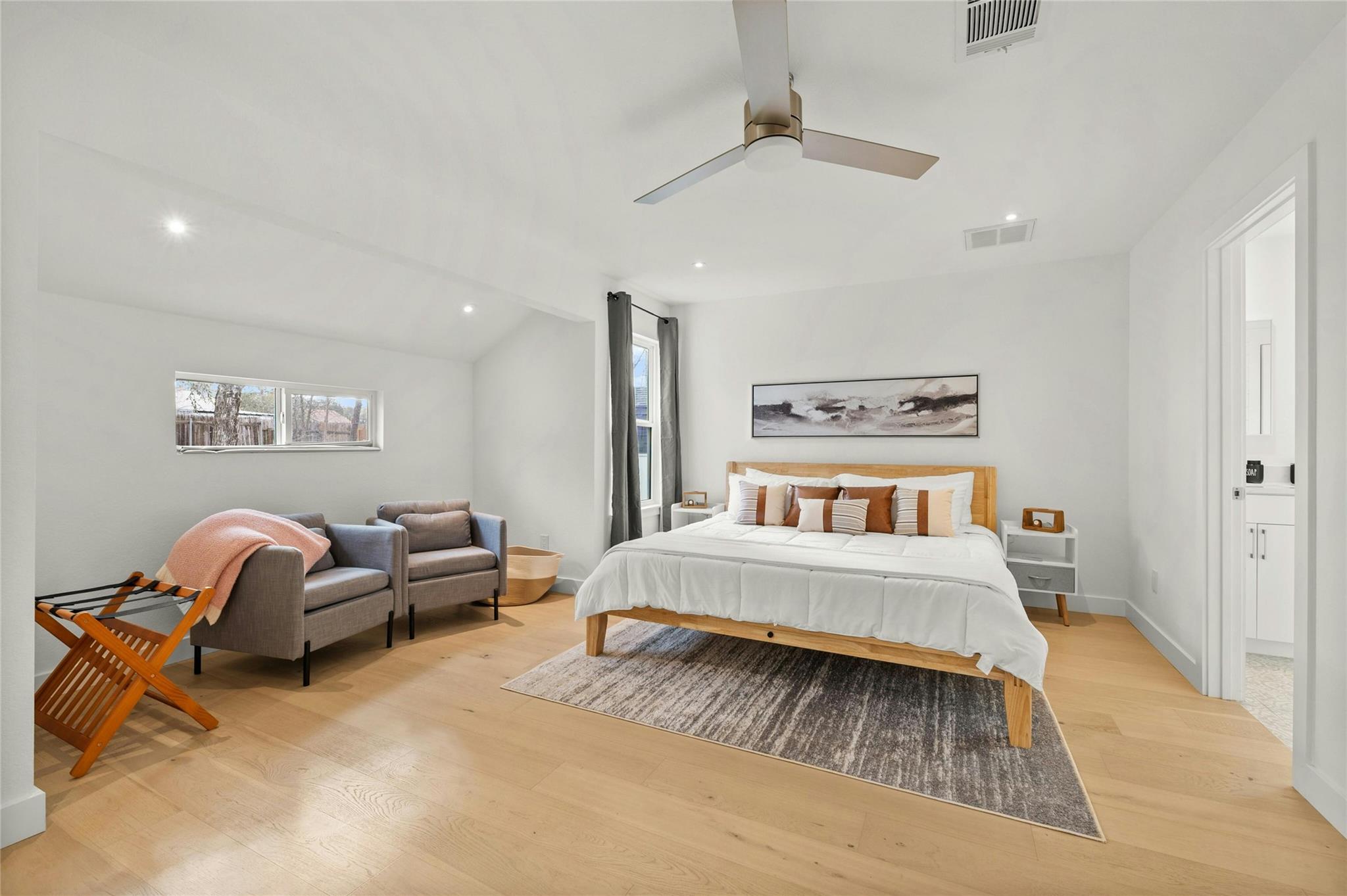 13207 Fencerail Rd, Manchaca, TX 78652