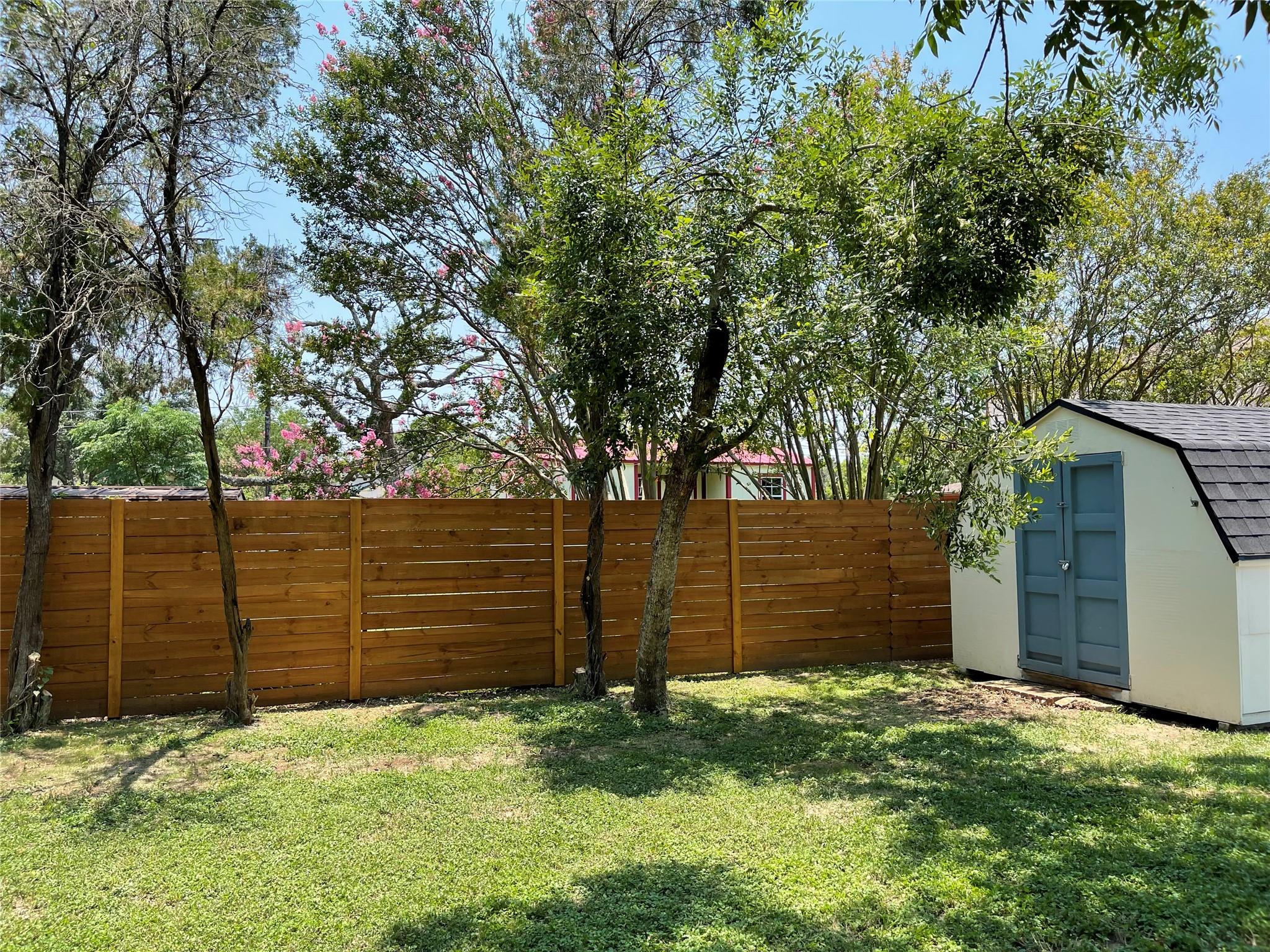 13207 Fencerail Rd, Manchaca, TX 78652