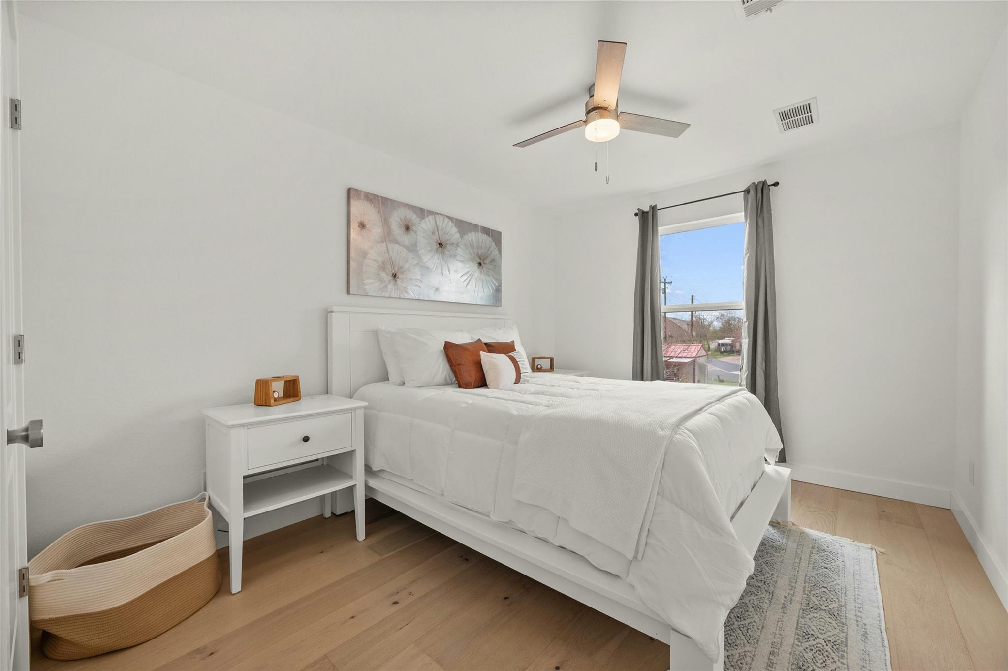 13207 Fencerail Rd, Manchaca, TX 78652