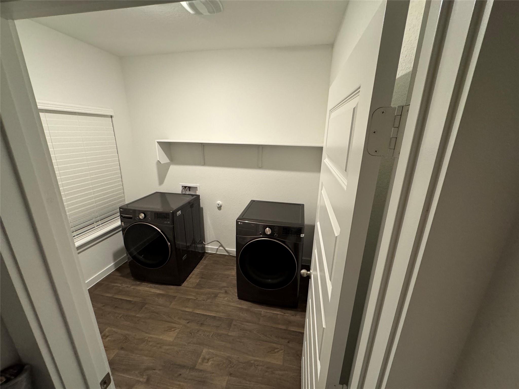 204 James River Dr, Hutto, TX 78634