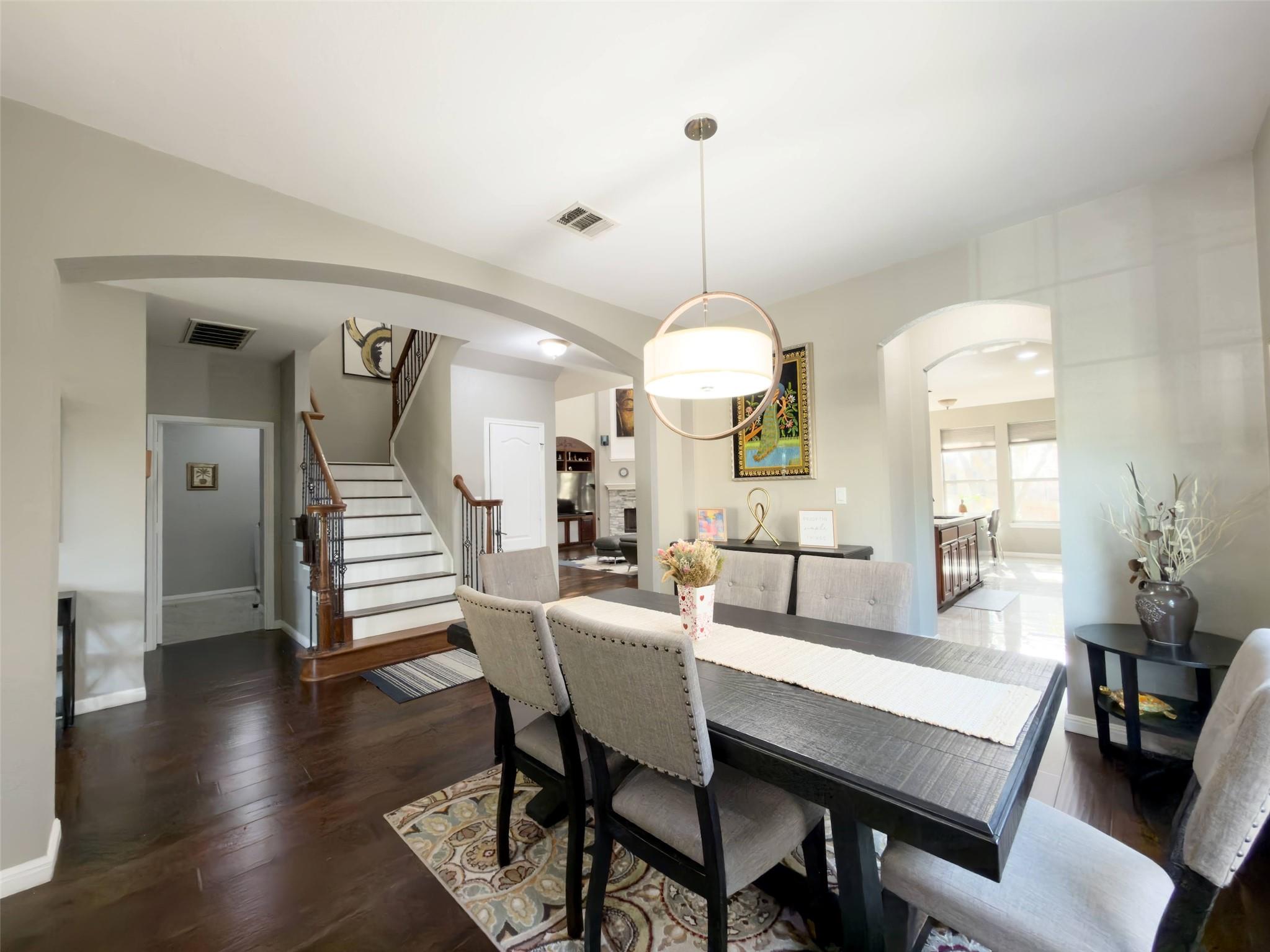 10012 Royal New Kent Dr, Austin, TX 78717