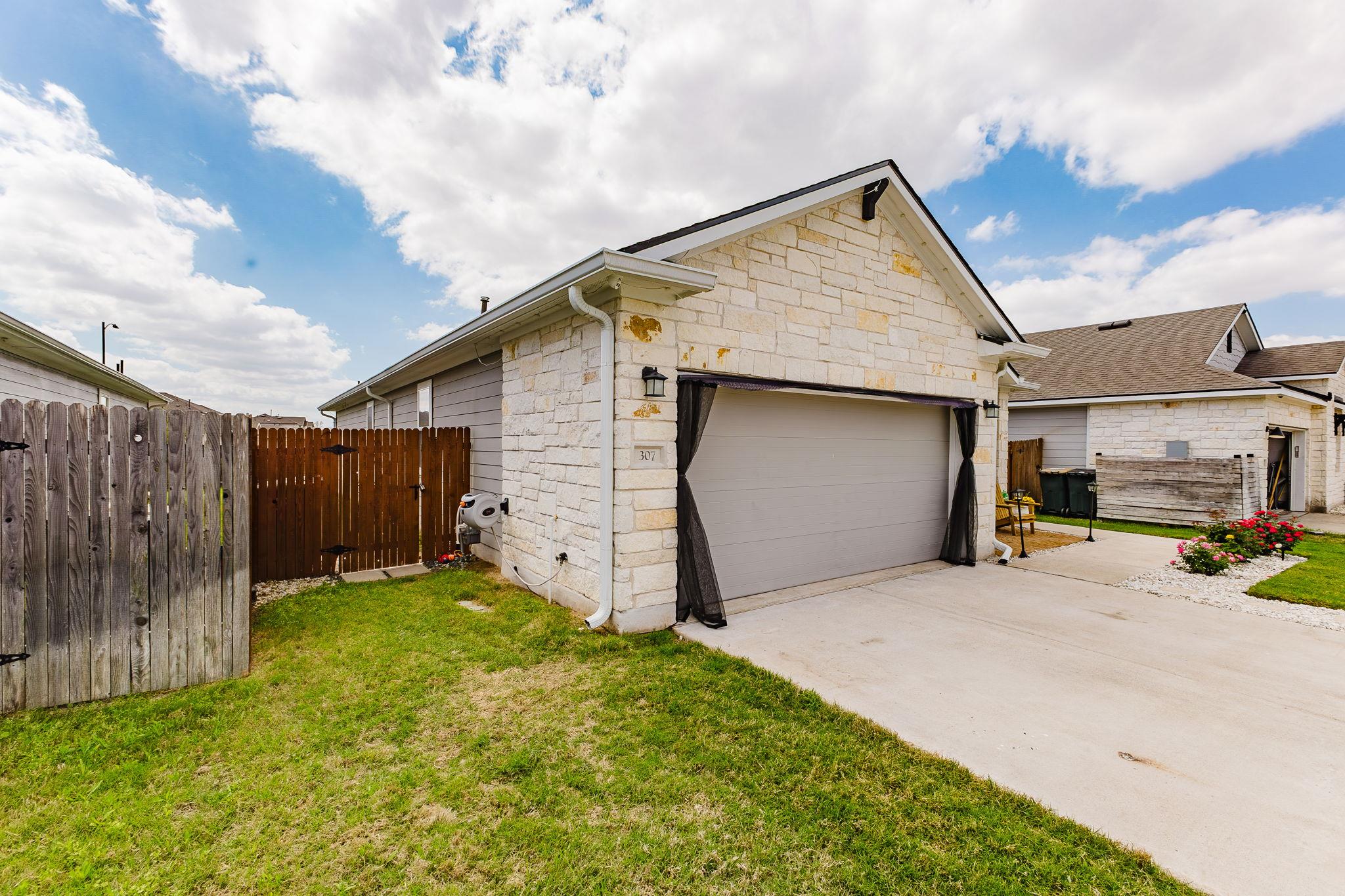307 Watercourse Way, Bastrop, TX 78602