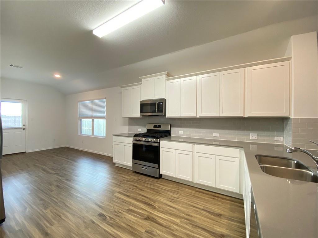 320 Majestic Cedar Ct, Liberty Hill, TX 78642