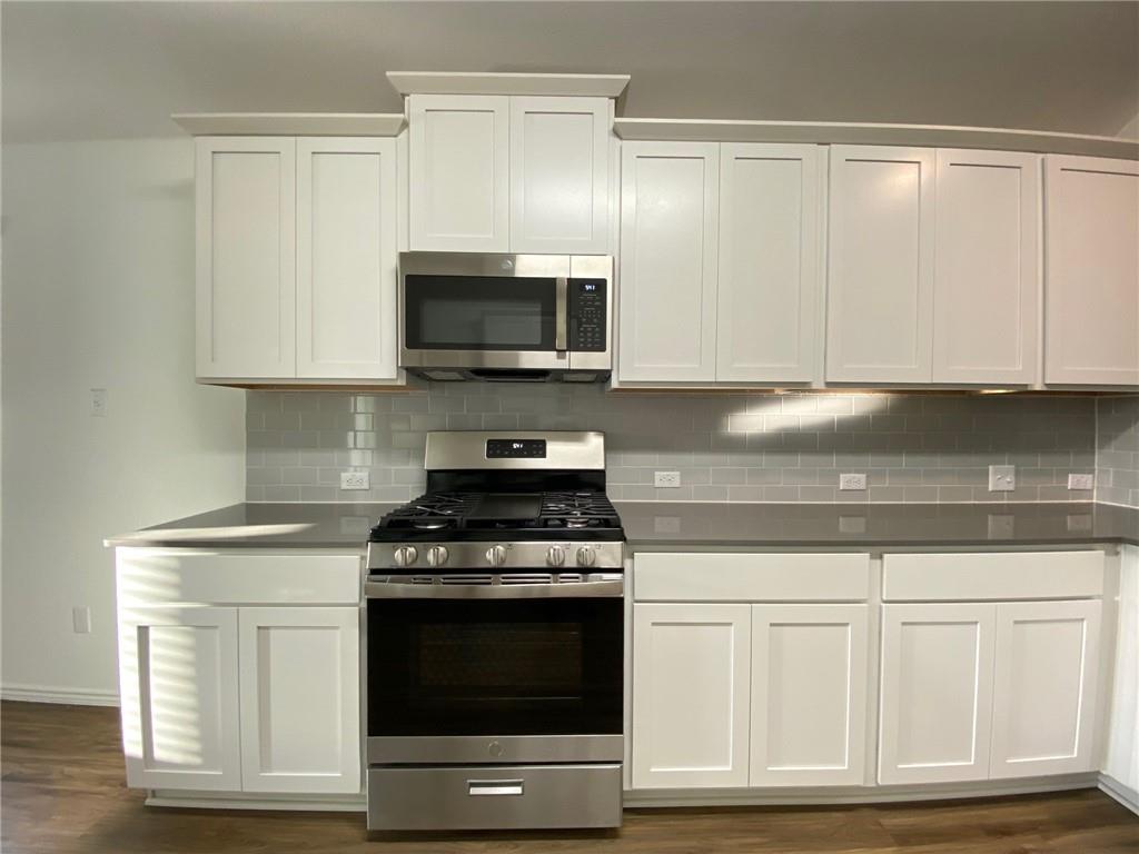 320 Majestic Cedar Ct, Liberty Hill, TX 78642