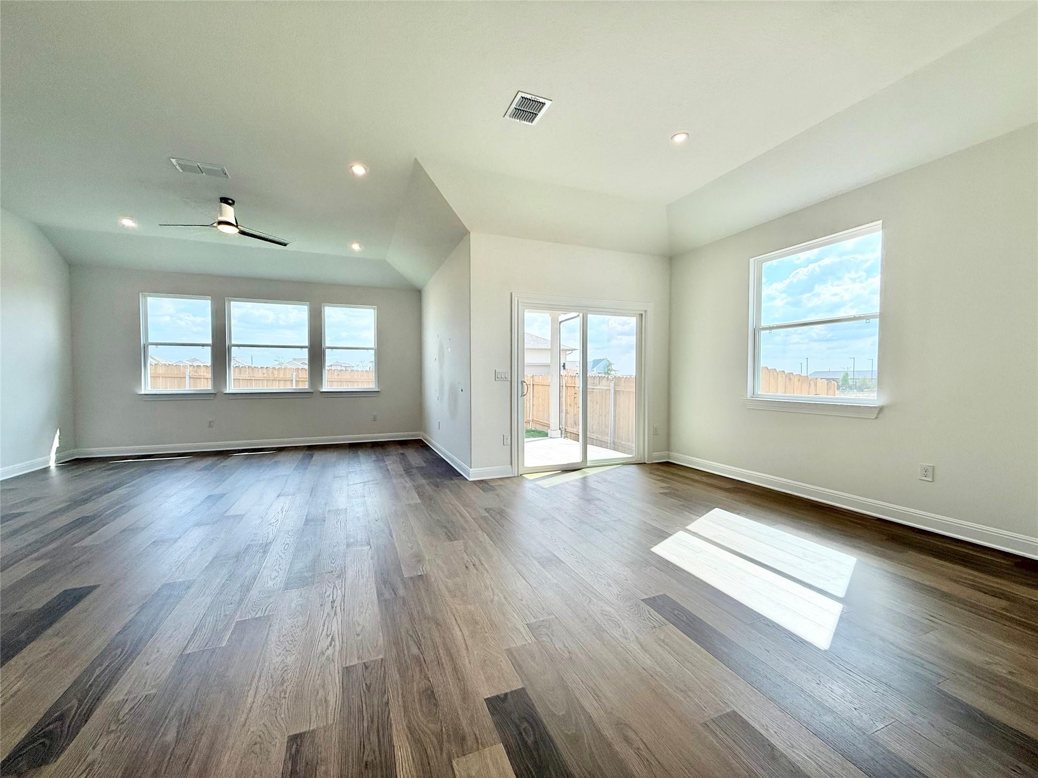 461 Young St, Buda, TX 78610