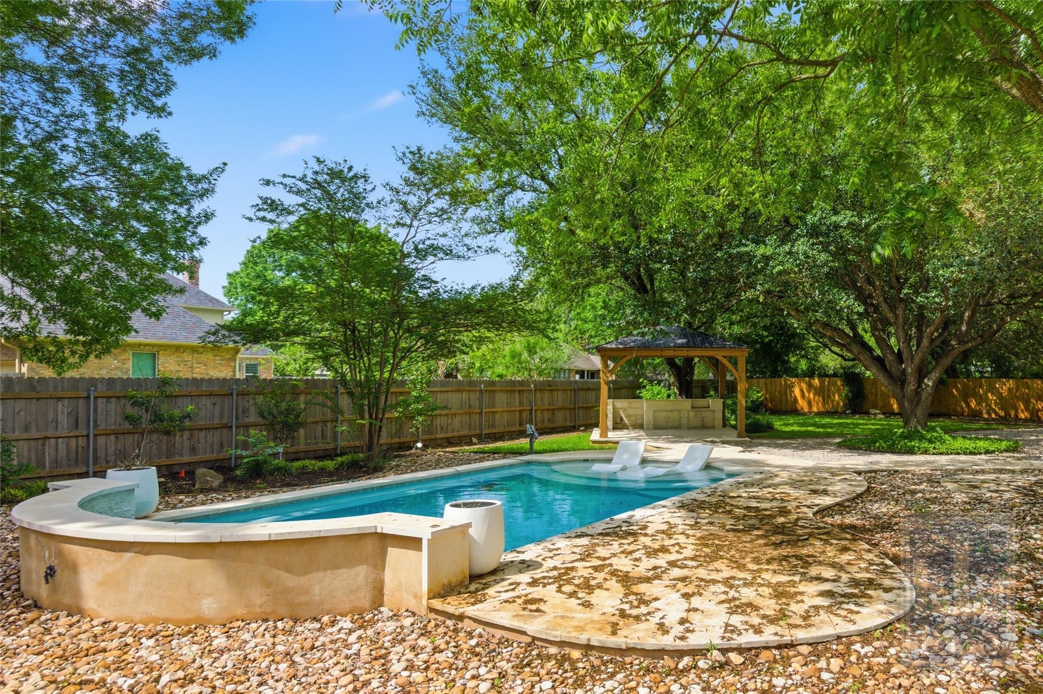 41 Stillmeadow Dr, Round Rock, TX 78664