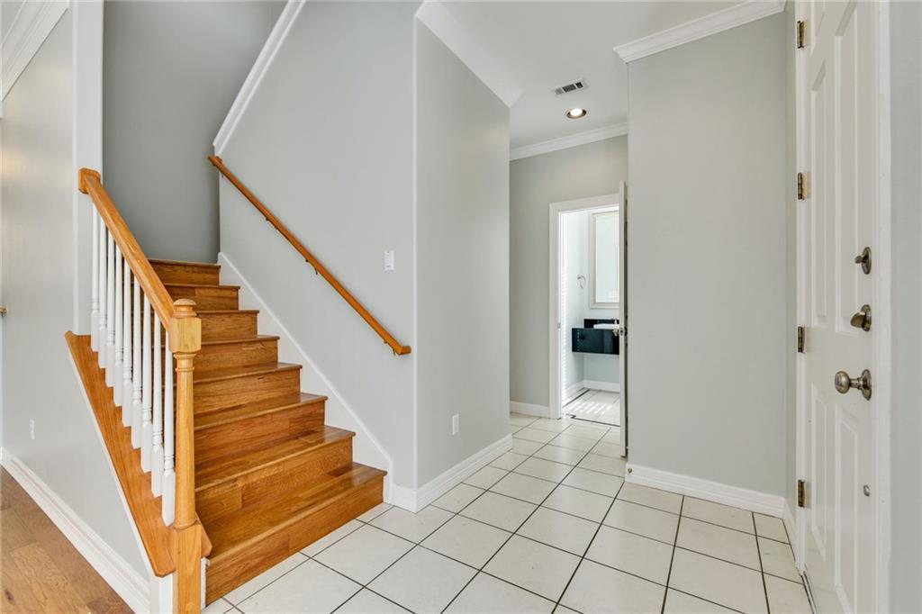 4010 Long Champ Dr # 14, Austin, TX 78746