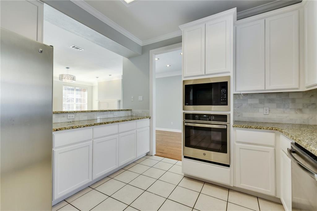 4010 Long Champ Dr # 14, Austin, TX 78746