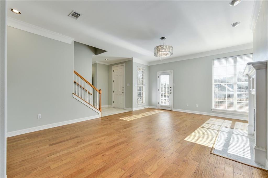 4010 Long Champ Dr # 14, Austin, TX 78746