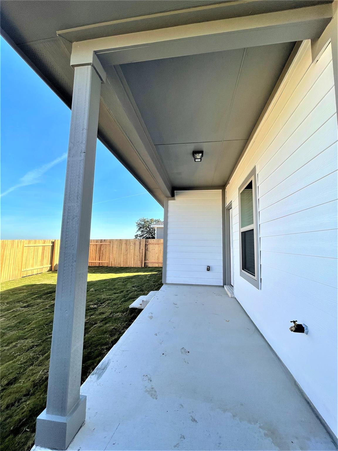 152 Old Stagecoach Rd, Jarrell, TX 76537