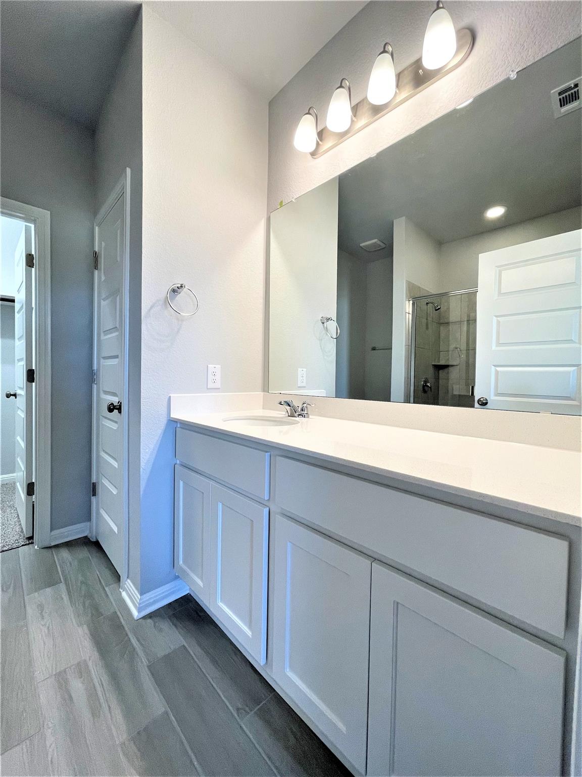 152 Old Stagecoach Rd, Jarrell, TX 76537