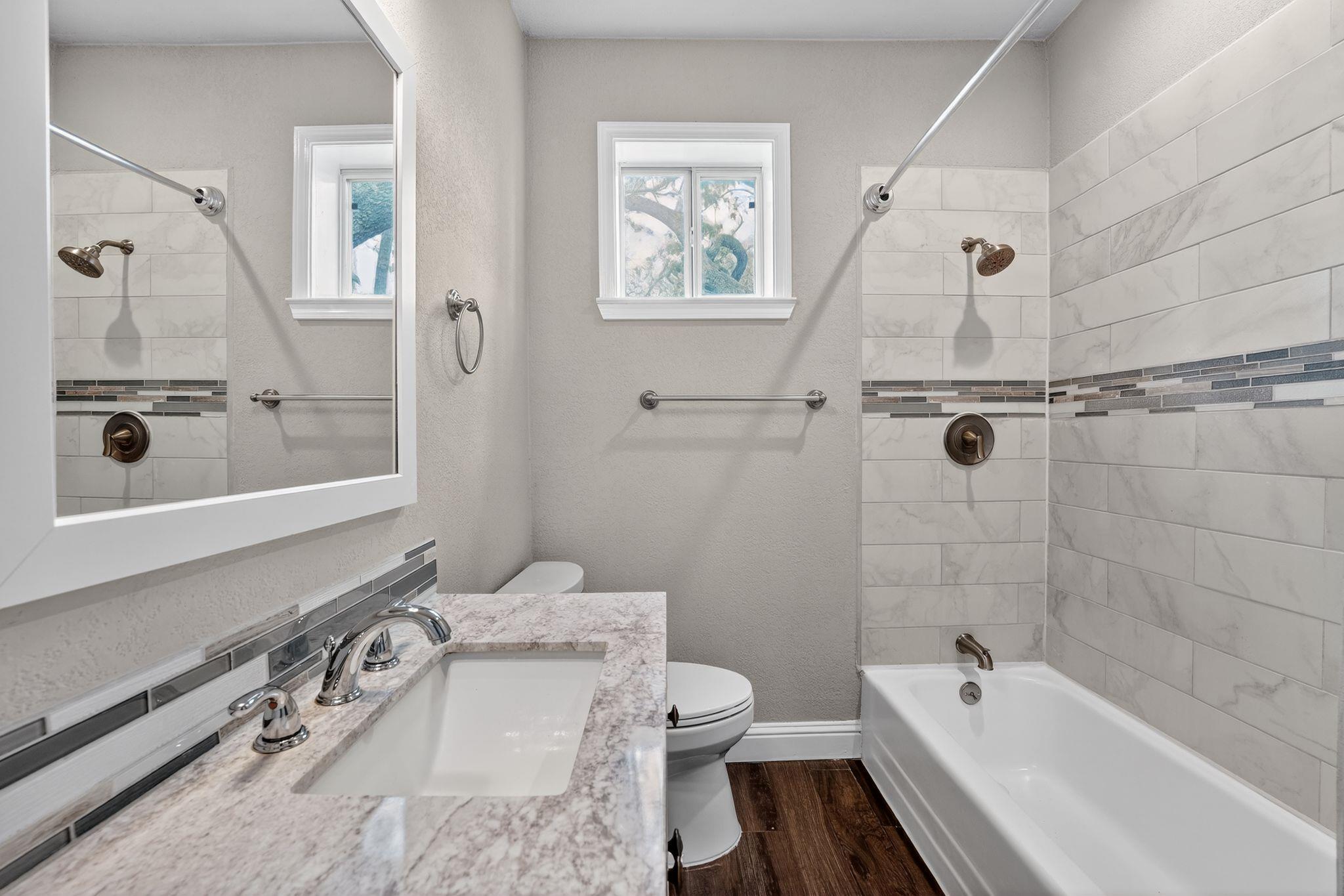 806 E 3rd St, Georgetown, TX 78626