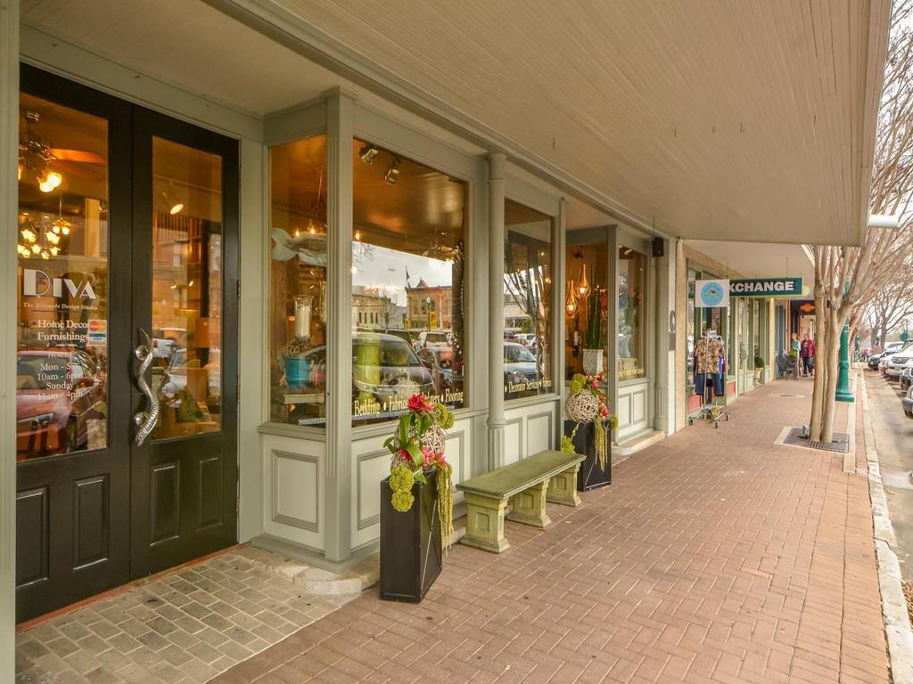 607 E 15th St, Georgetown, TX 78626