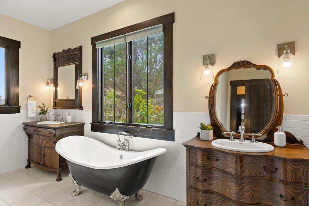 167 Vincas Shadow Ct, Driftwood, TX 78619