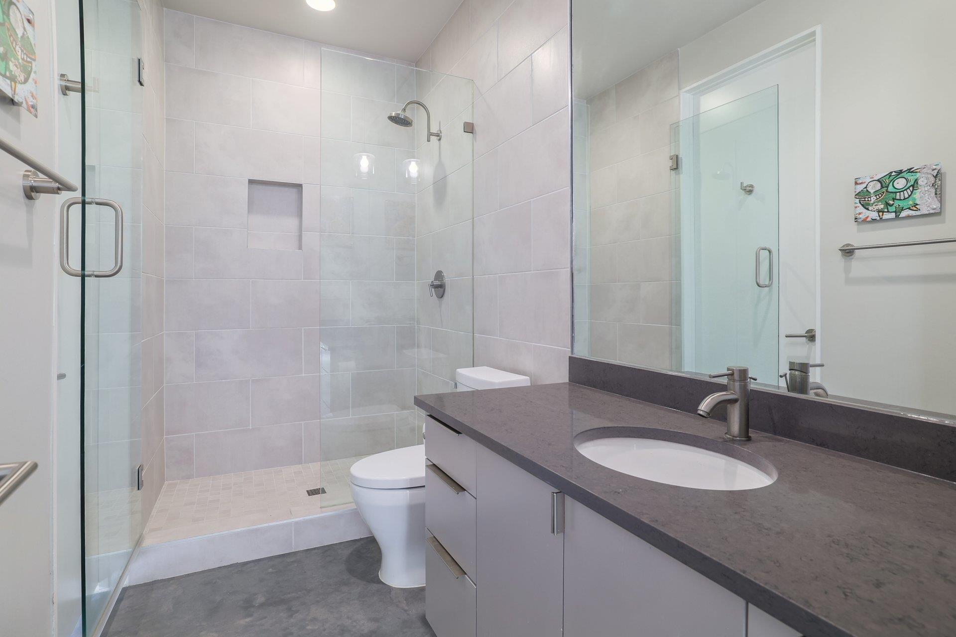 1325 Bonham Ter # C, Austin, TX 78704