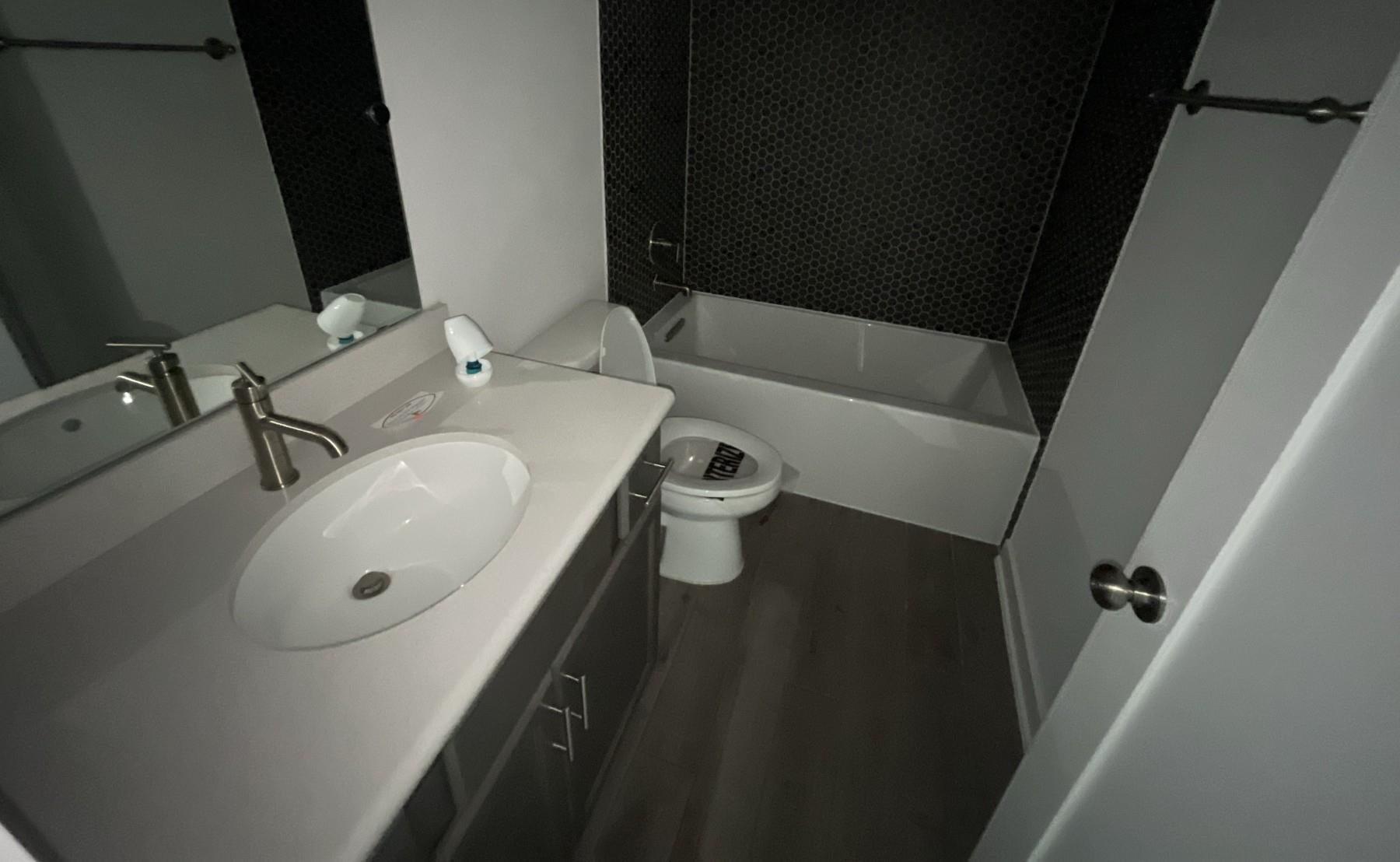 221 Green Knoll Ln, Georgetown, TX 78628