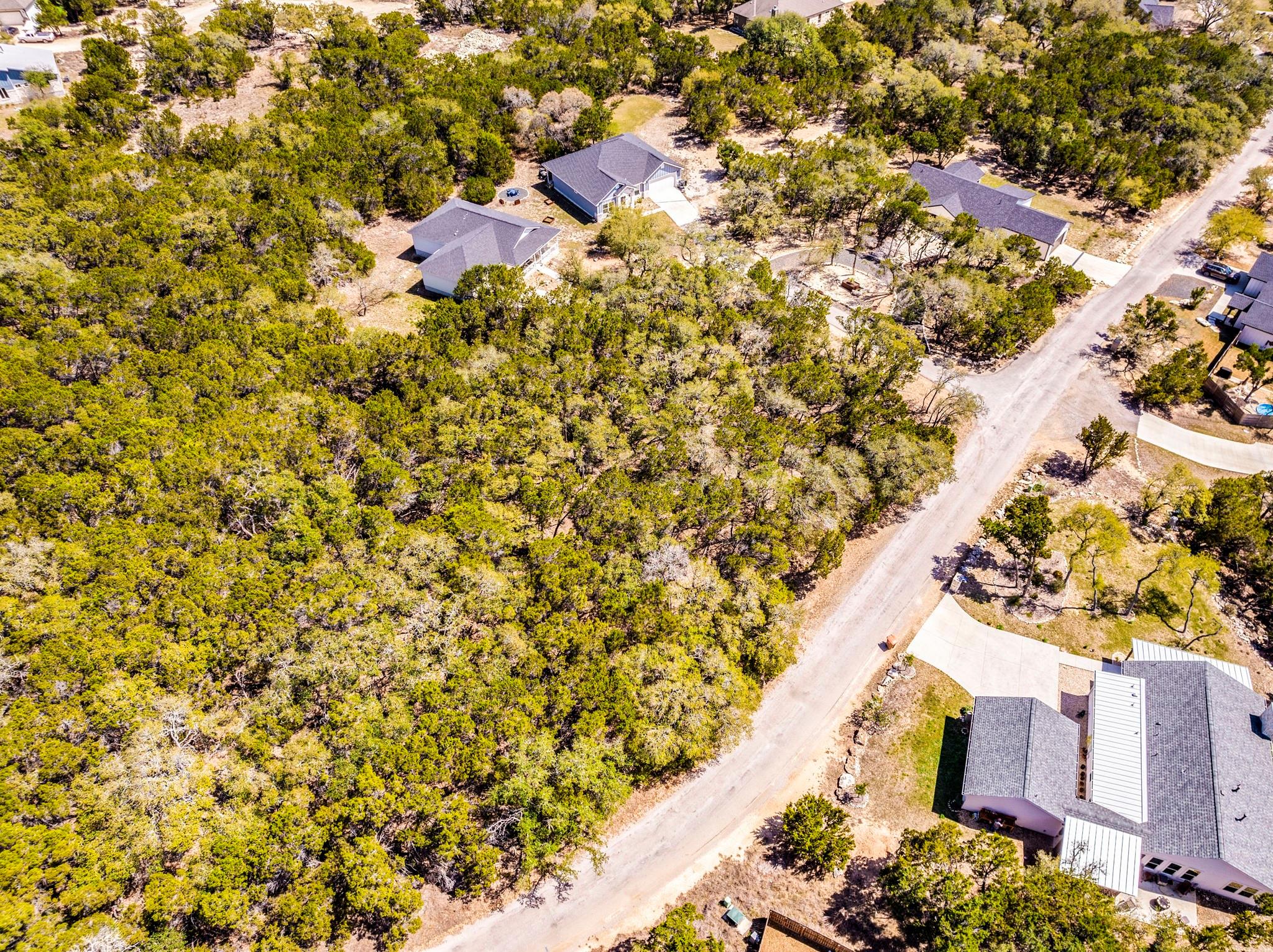 2 Agave Ct, Wimberley, TX 78676