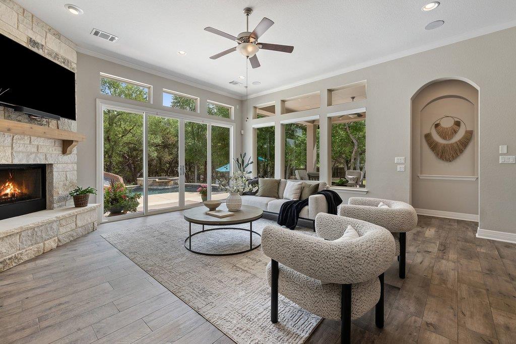 108 Berry Cv, Georgetown, TX 78628