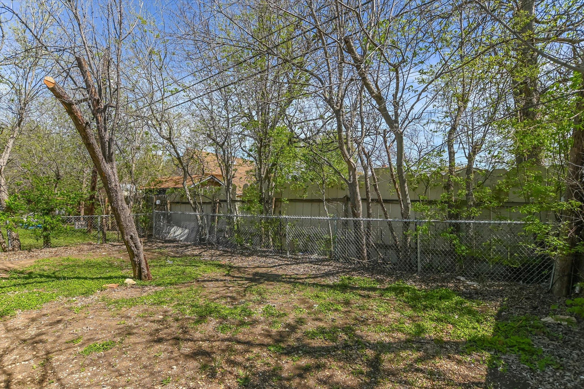 1811 Magnolia Dr # B, Round Rock, TX 78664