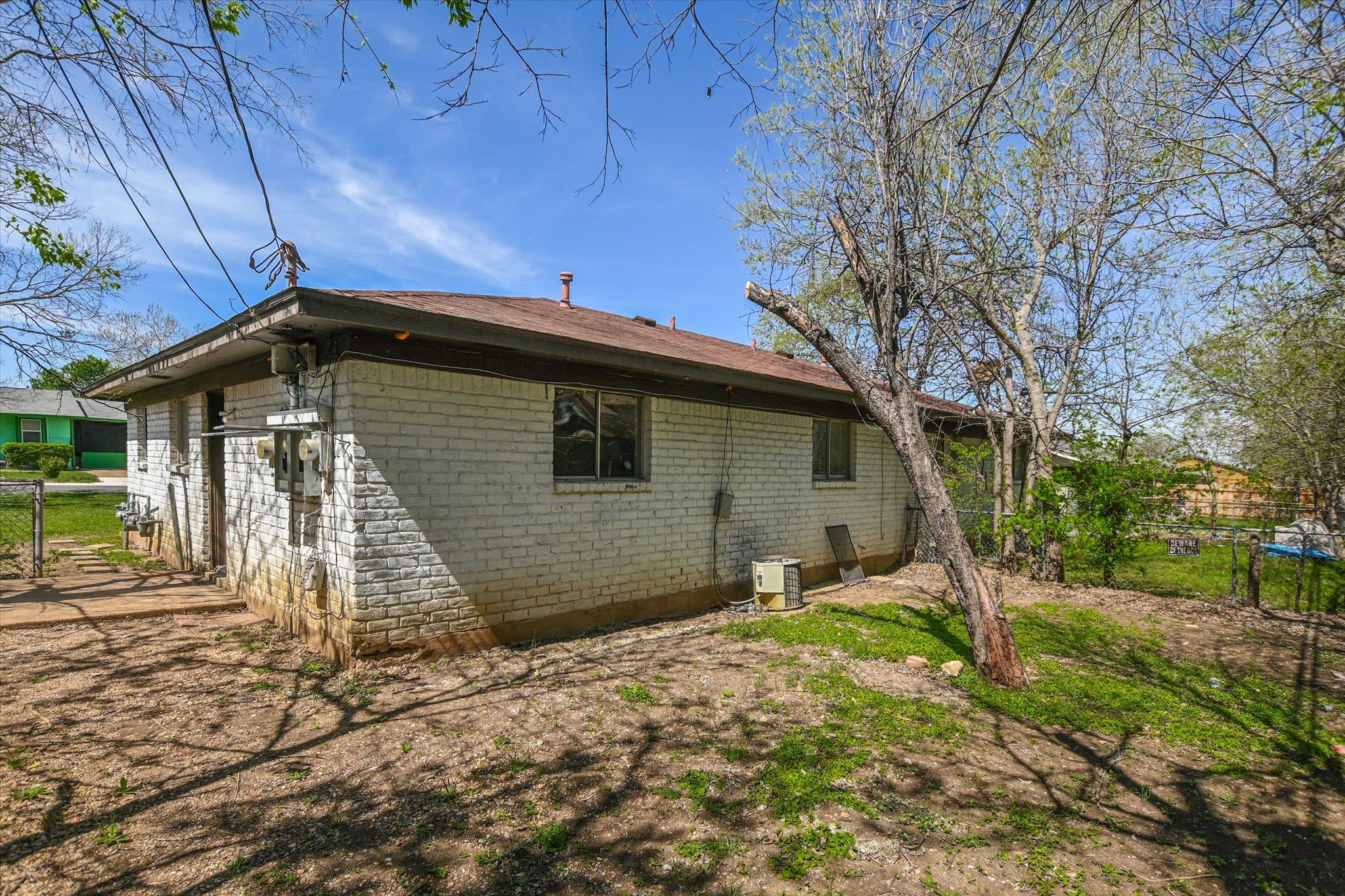 1811 Magnolia Dr # B, Round Rock, TX 78664