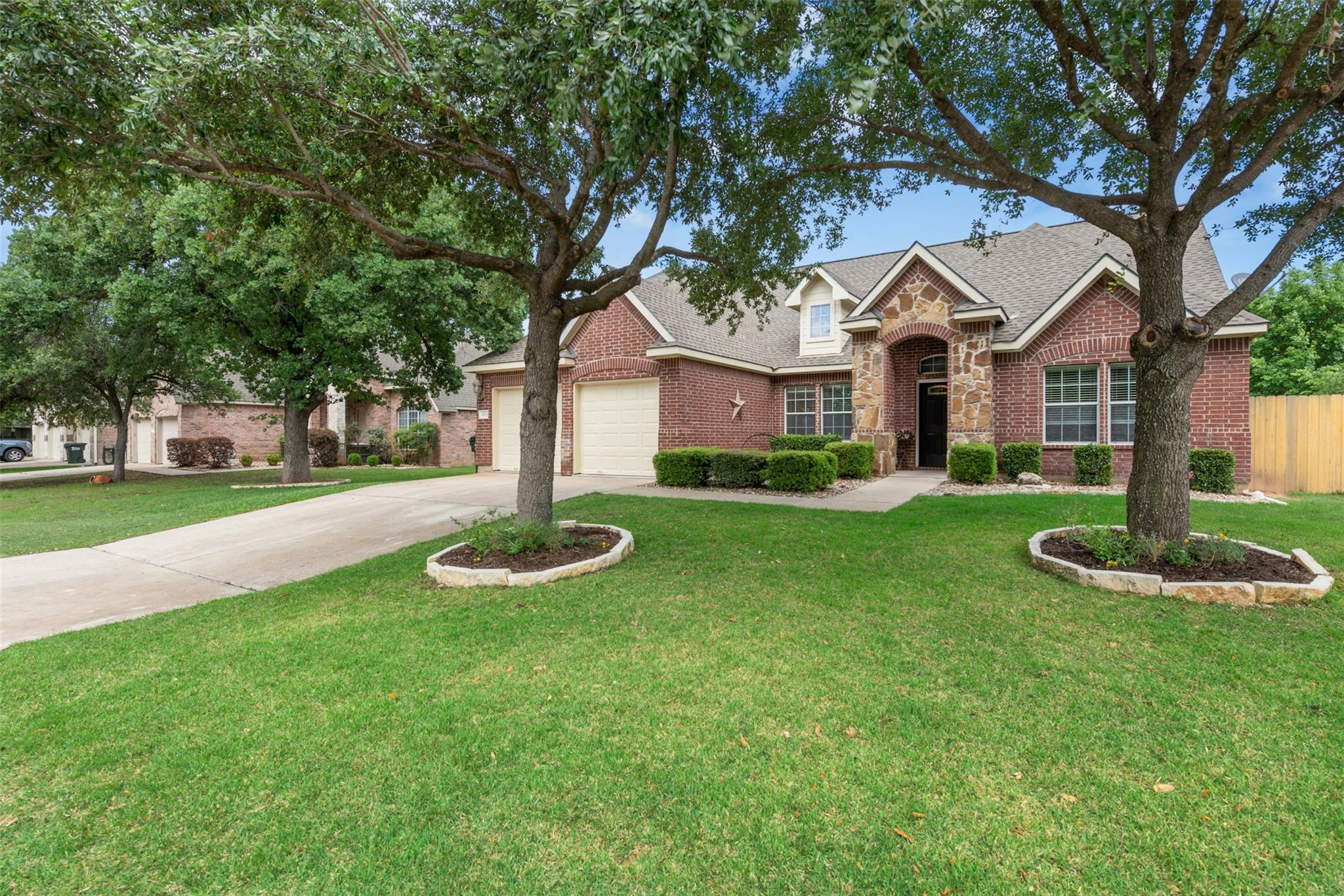 30013 Edgewood Dr, Georgetown, TX 78628