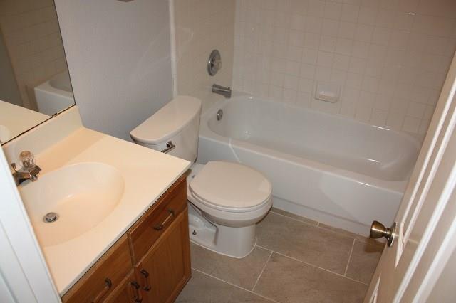 8104 Hawick Dr, Round Rock, TX 78681