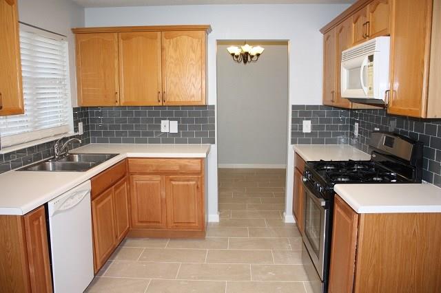 8104 Hawick Dr, Round Rock, TX 78681