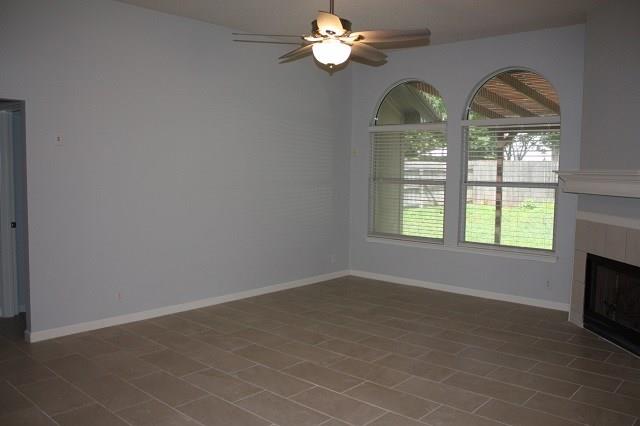 8104 Hawick Dr, Round Rock, TX 78681