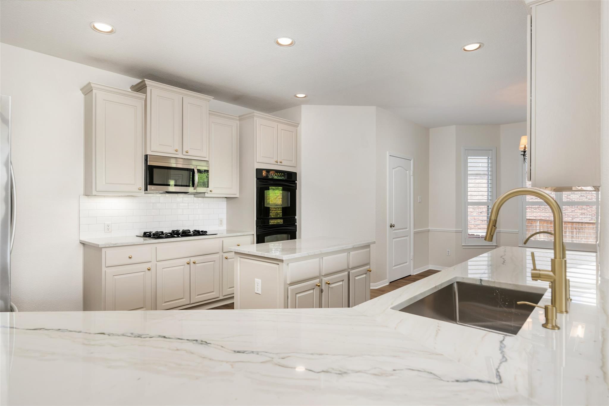 2512 Rio Mesa Dr, Austin, TX 78732