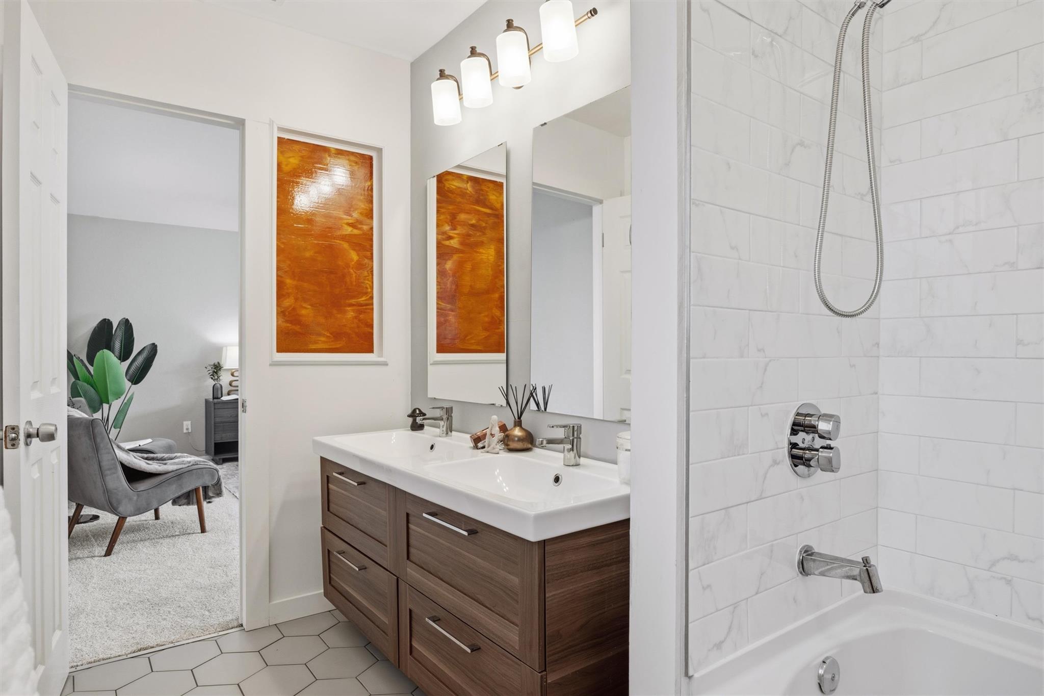 7906 Evaline Ln, Austin, TX 78745