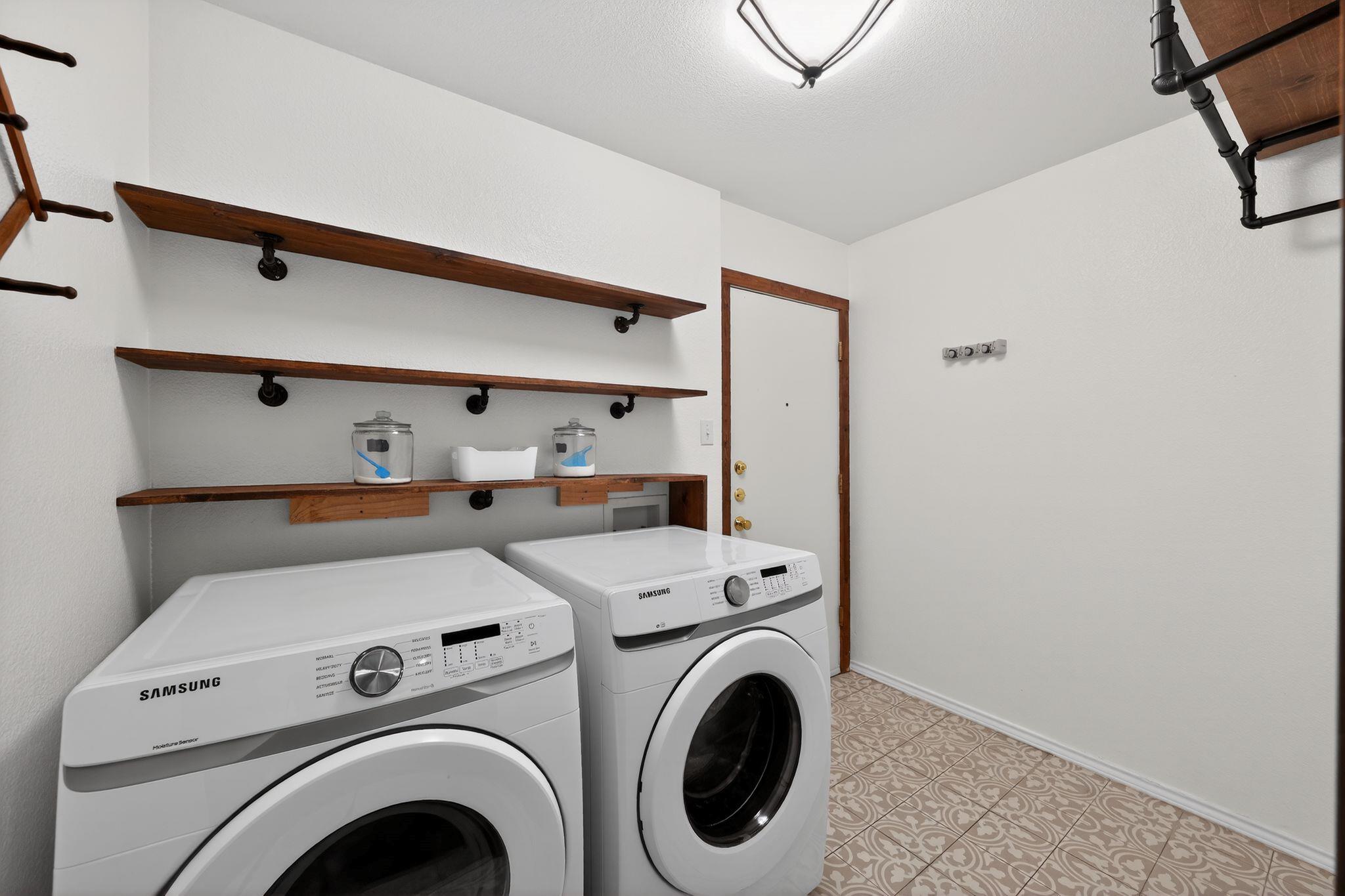 748 Bills Cir, Bastrop, TX 78602