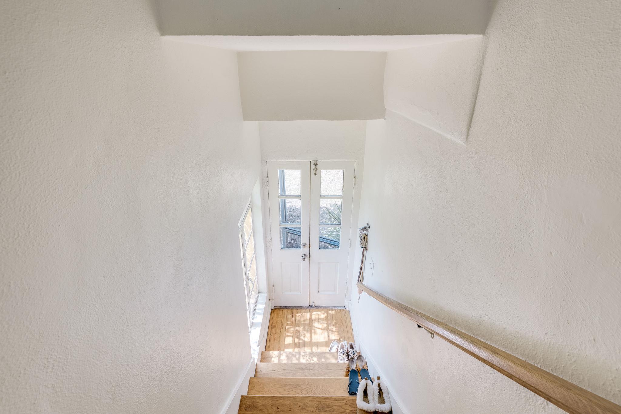 1402 Ashwood Rd, Austin, TX 78722