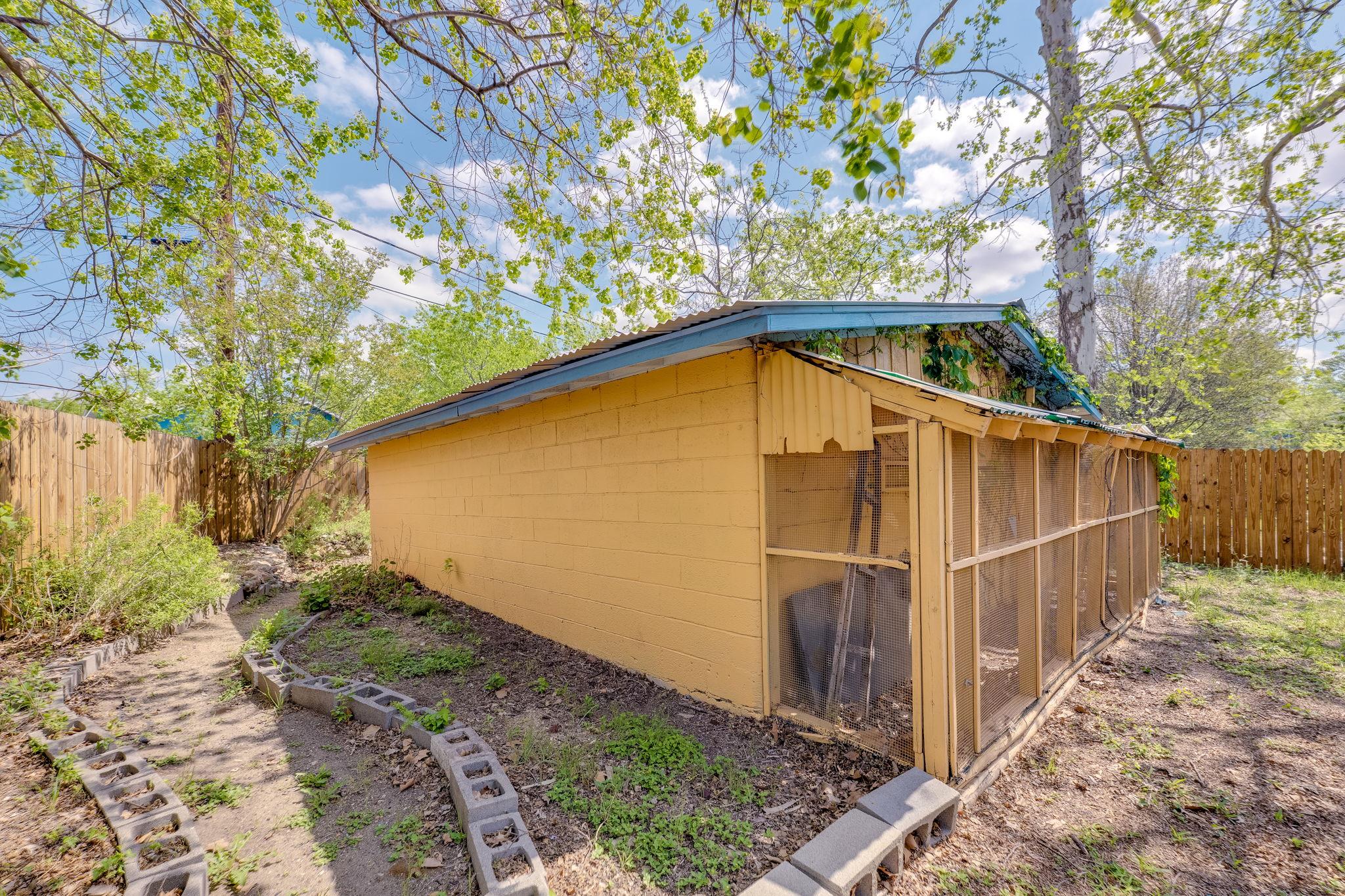 1402 Ashwood Rd, Austin, TX 78722