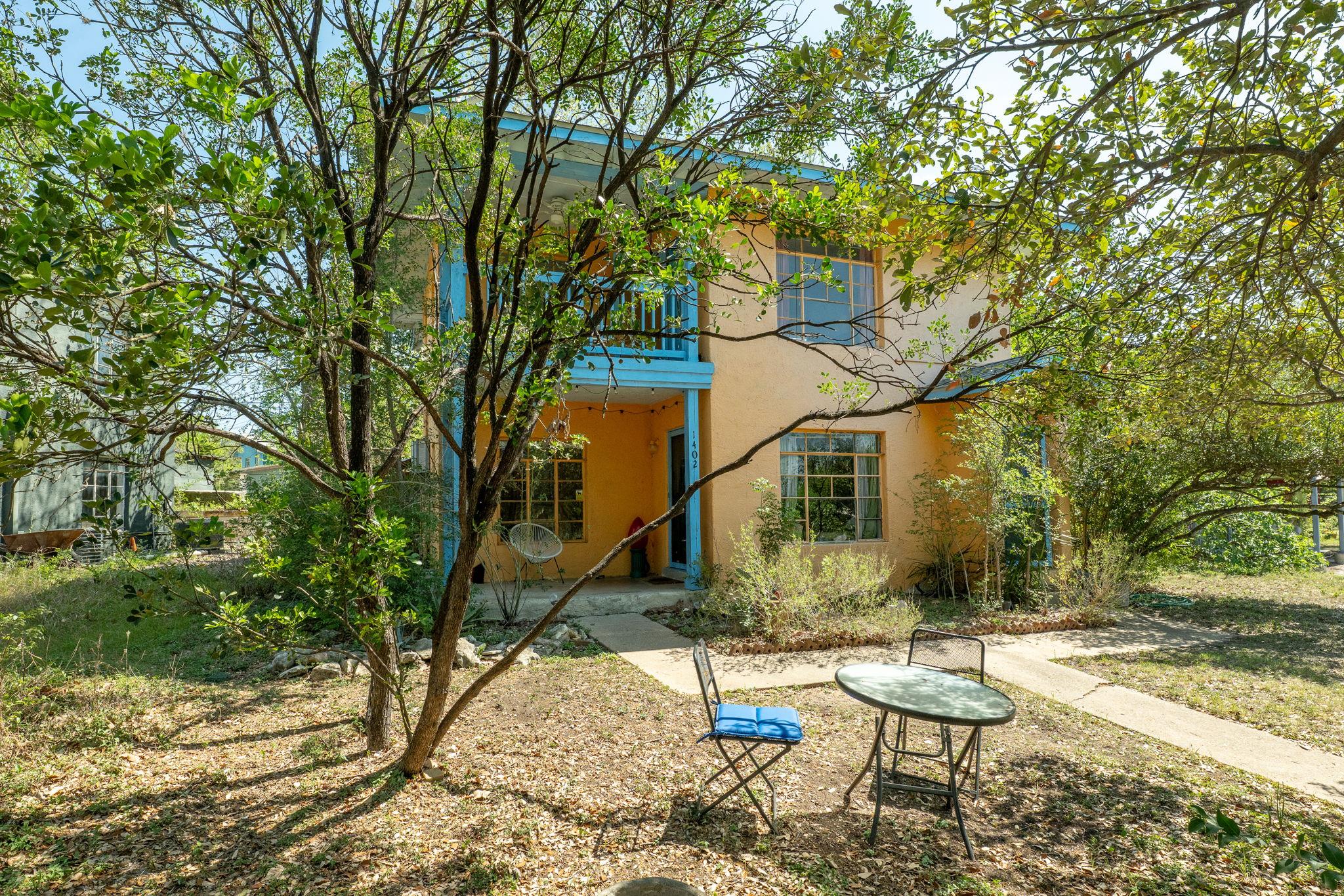 1402 Ashwood Rd, Austin, TX 78722