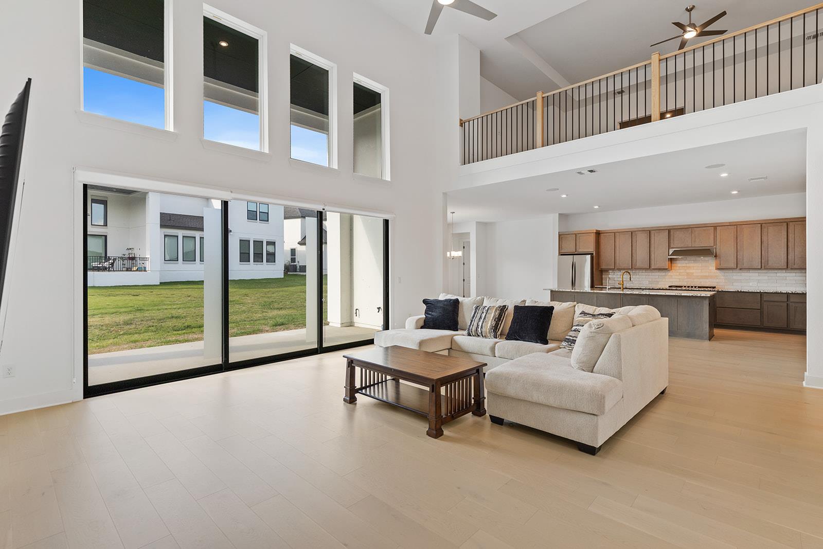 2217 Sondrio Bnd, Leander, TX 78641