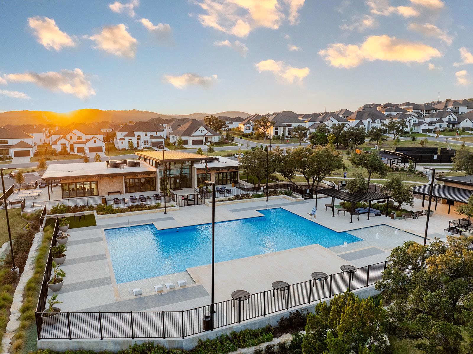 2217 Sondrio Bnd, Leander, TX 78641