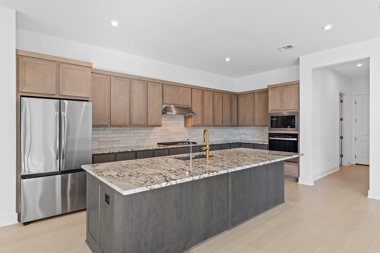 2217 Sondrio Bnd, Leander, TX 78641