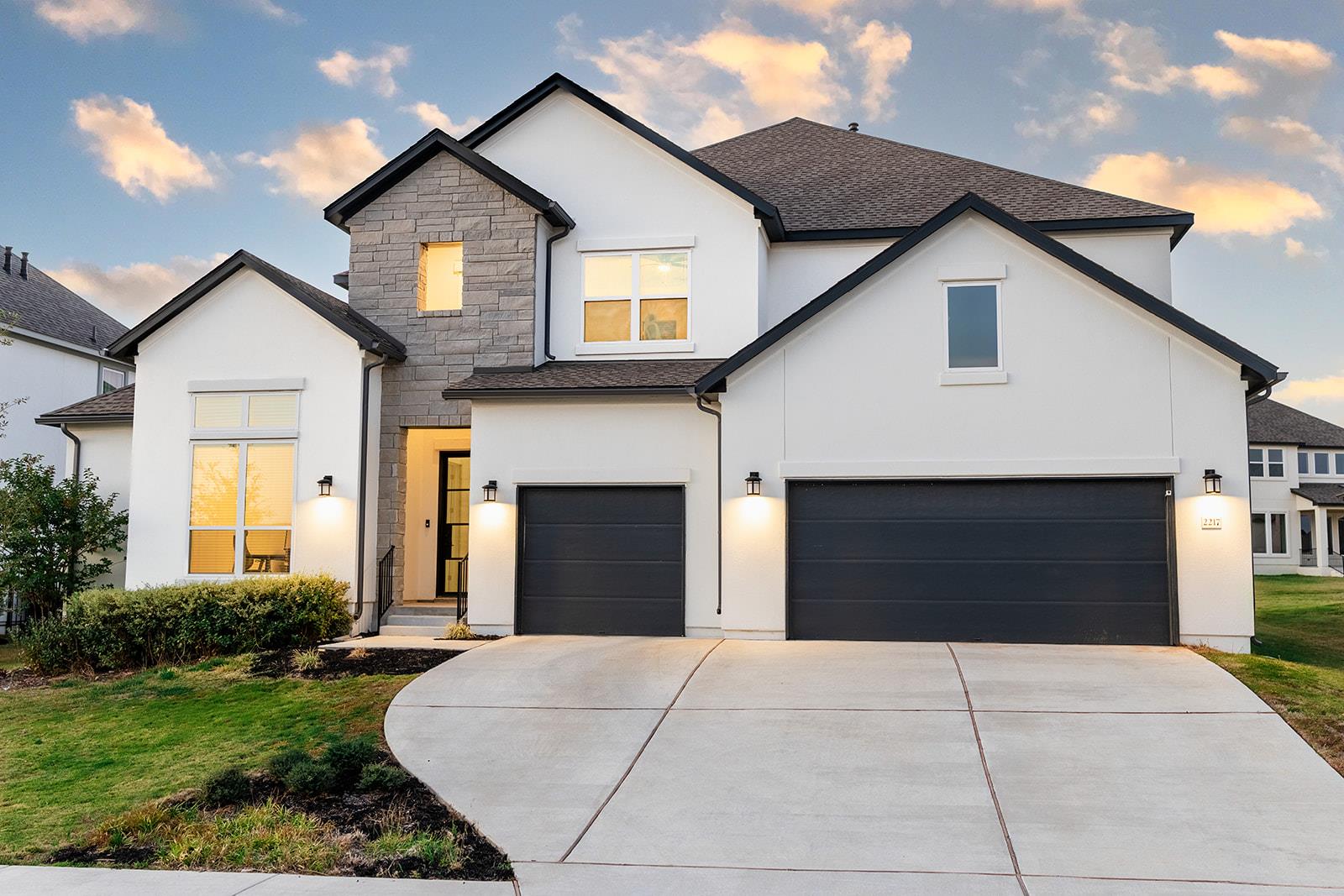 2217 Sondrio Bnd, Leander, TX 78641