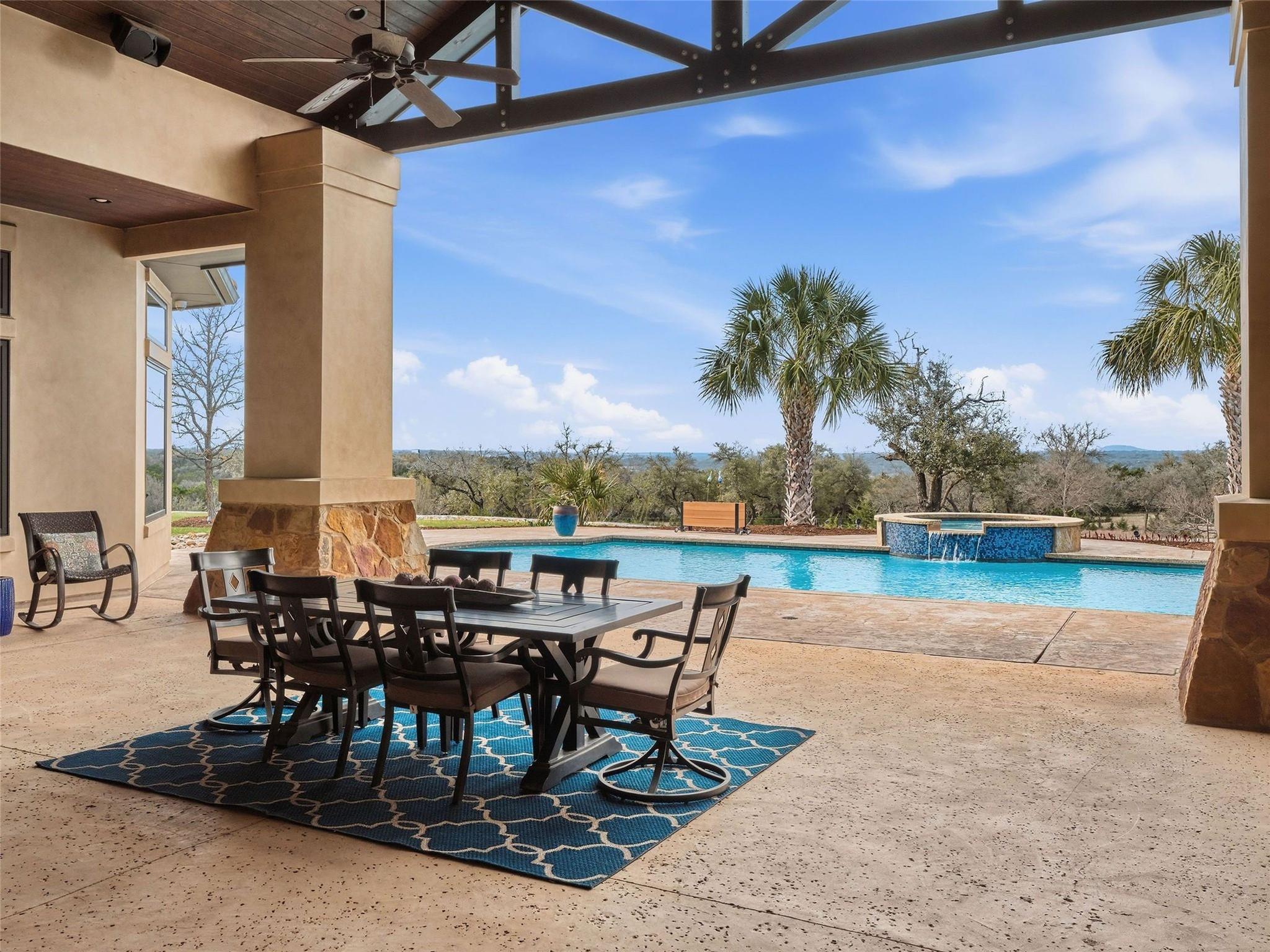 600 County Road 257, Liberty Hill, TX 78642