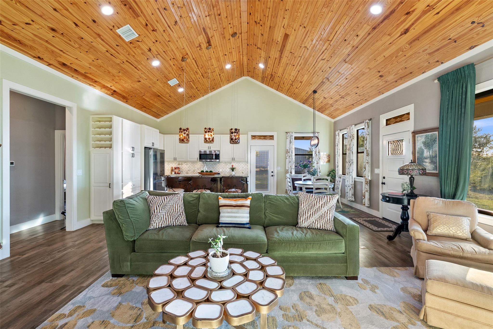 2025 Cripple Creek Stage Rd, Dripping Springs, TX 78620