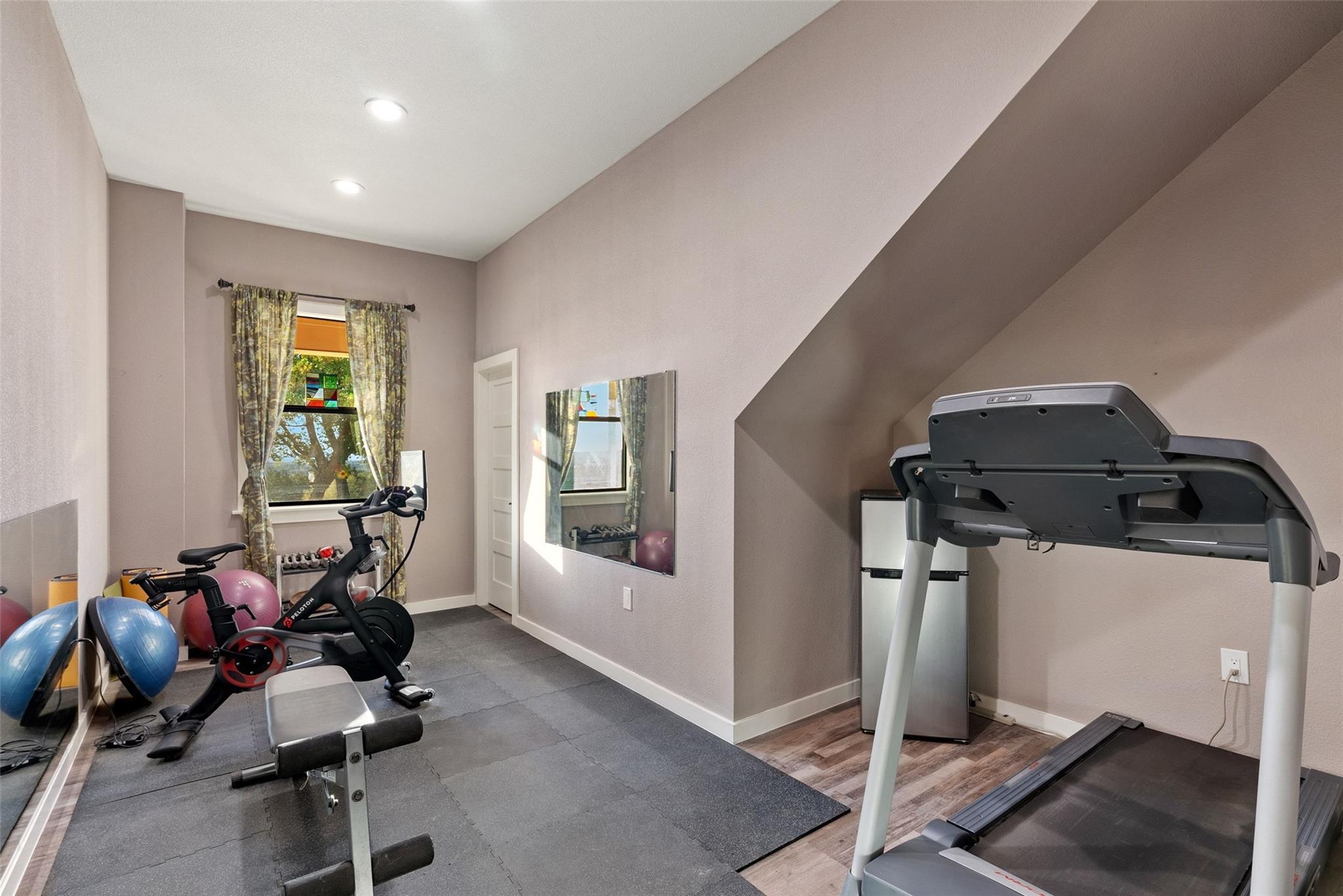 2025 Cripple Creek Stage Rd, Dripping Springs, TX 78620