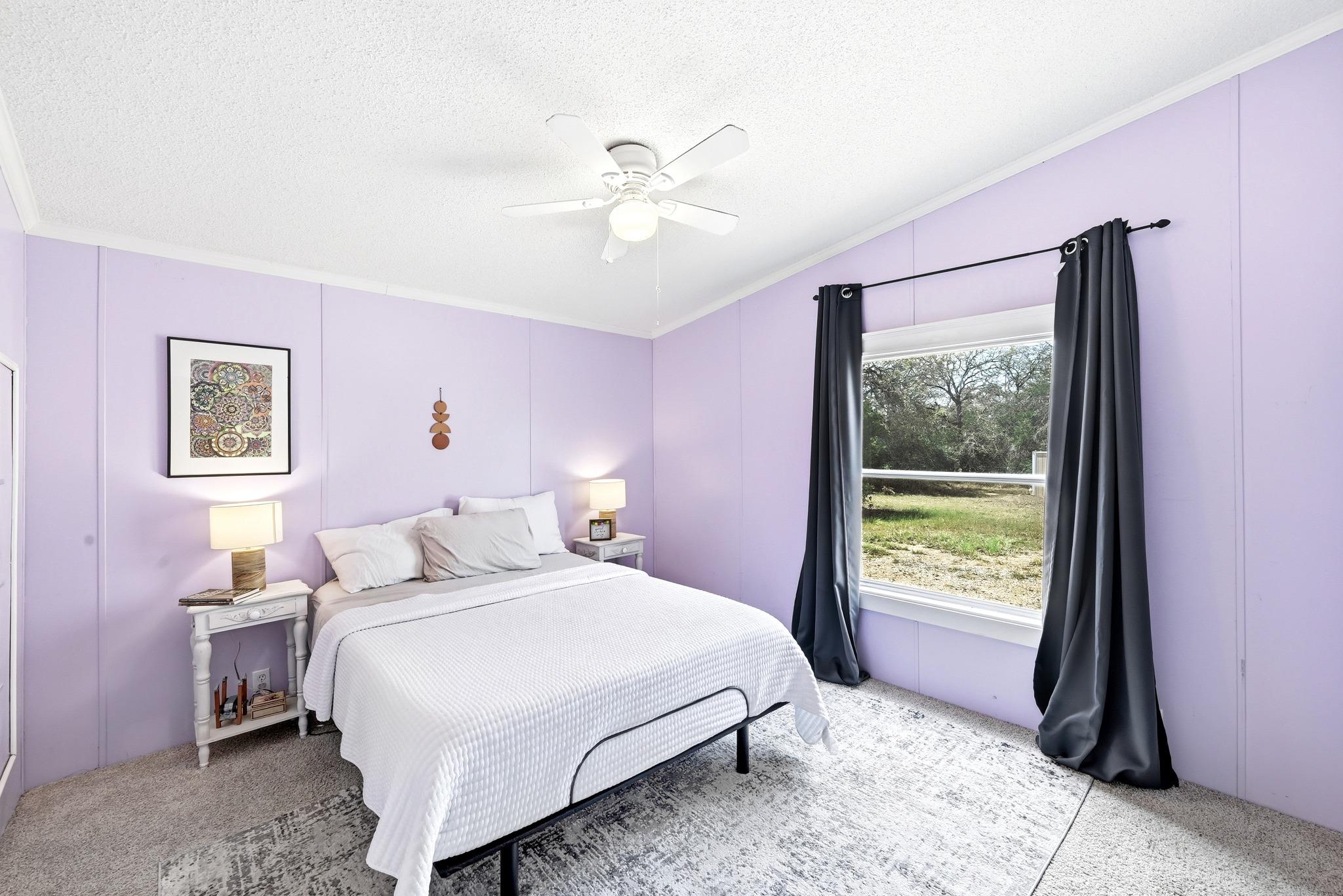 159 Farris Ln, Smithville, TX 78957