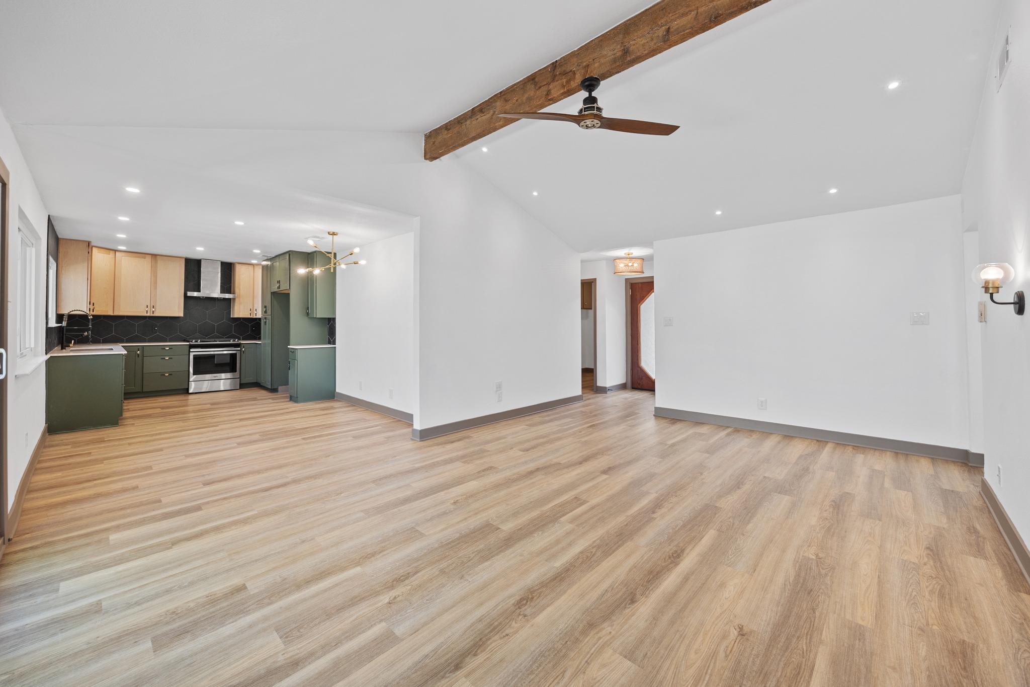 7810 Woodcroft Dr, Austin, TX 78749